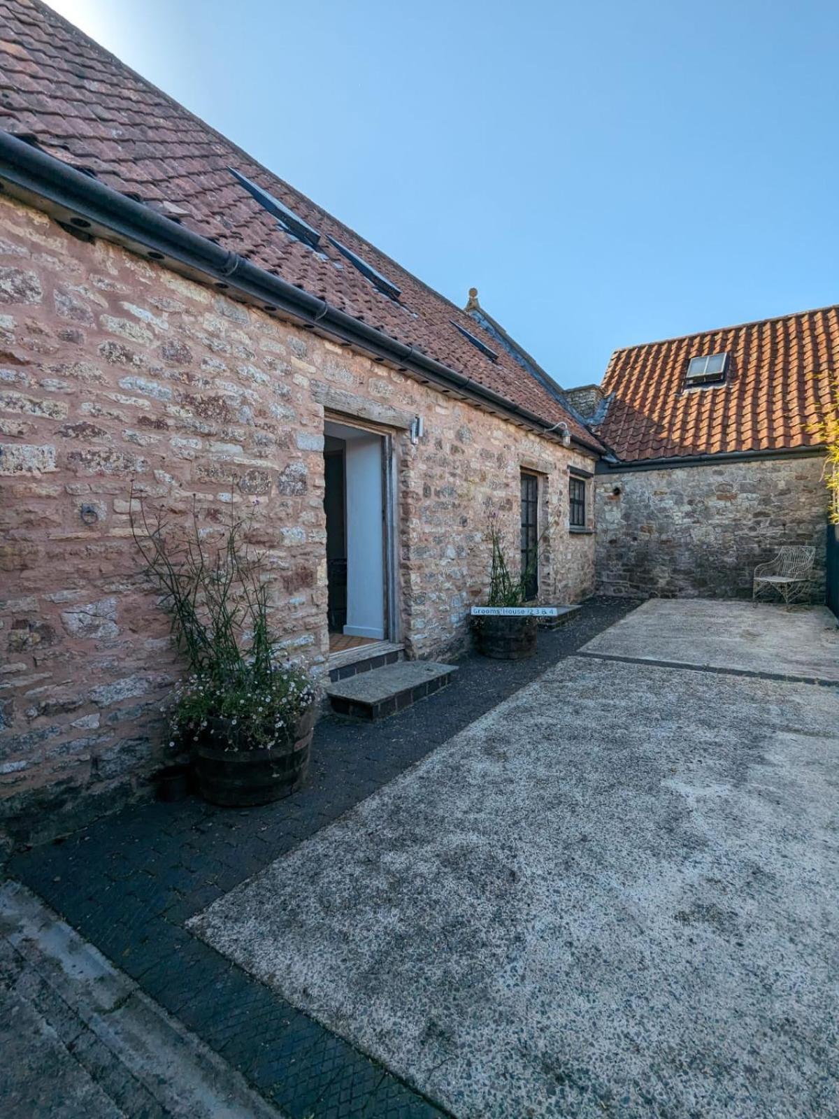 Regilbury Court, Grooms House Redhill  Dış mekan fotoğraf